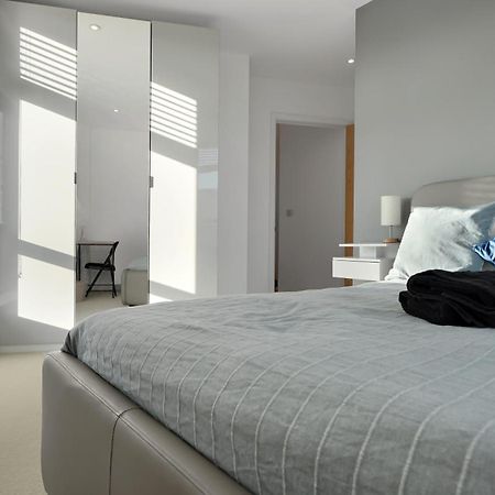 Modern And Spacious Penthouse Apartment In Putney With Free Parking Londres Exterior foto