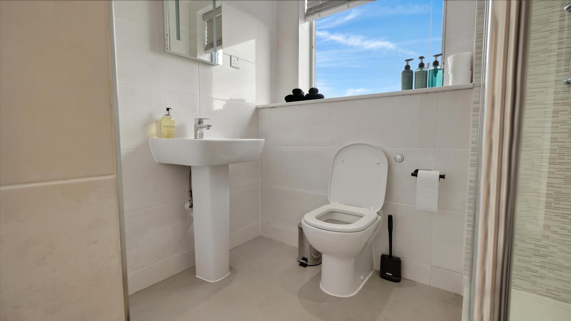 Modern And Spacious Penthouse Apartment In Putney With Free Parking Londres Exterior foto